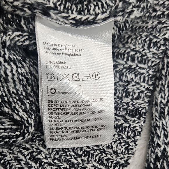 H&M Mock Neck Ribbed Cropped Charcoal Gray Sweater - Picture 5 of 7